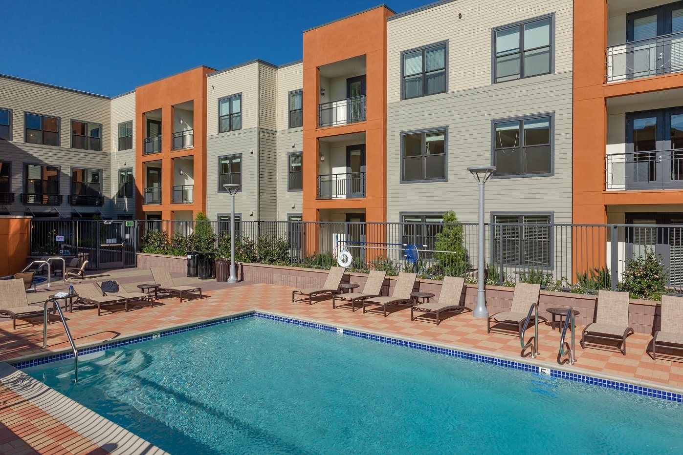 121 Tasman Image 45