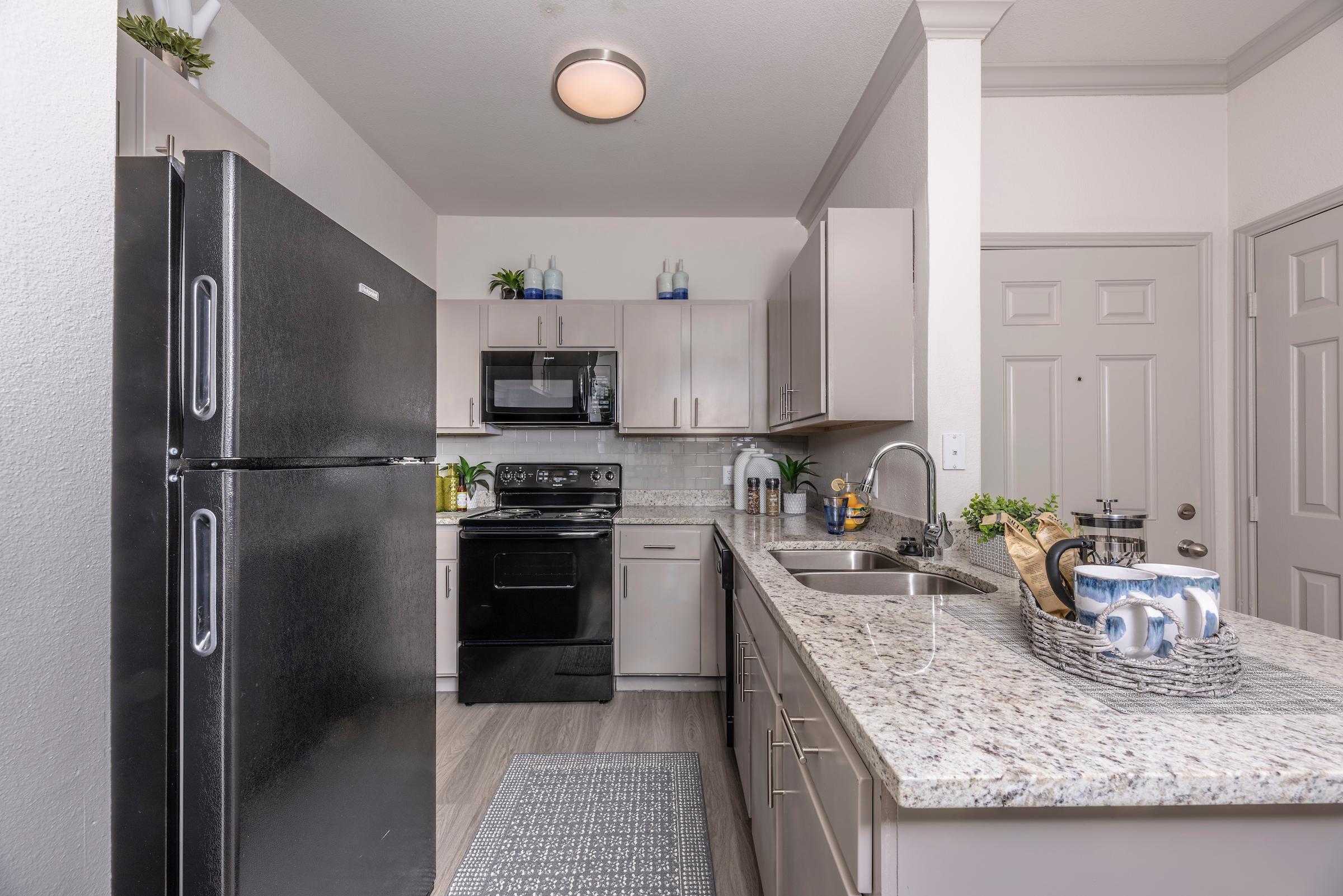 Amenities At Thornbury Apartments For Rent In Houston Tx