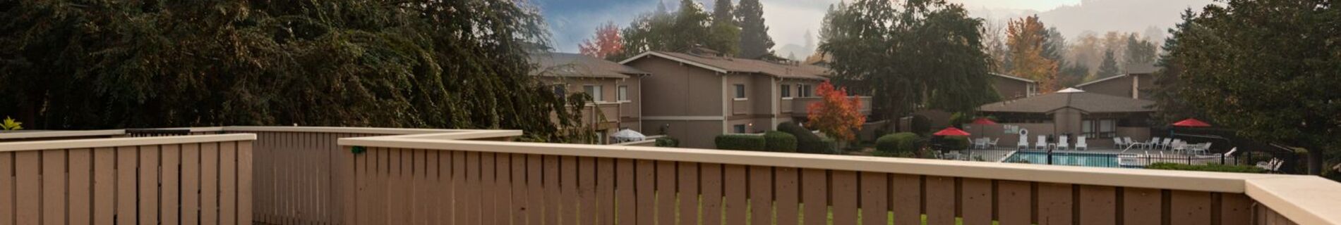 Country Club Apartments