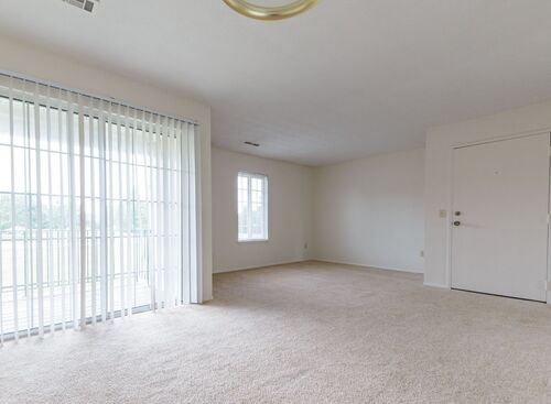 Two Bedroom w/laundry: Beds - 2: Baths - 1: SqFt Range - 860 to 860