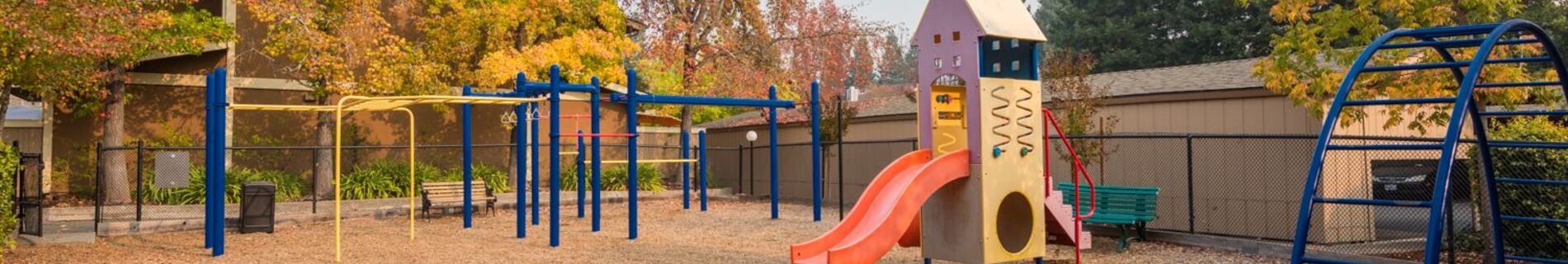 Country Club Apartments