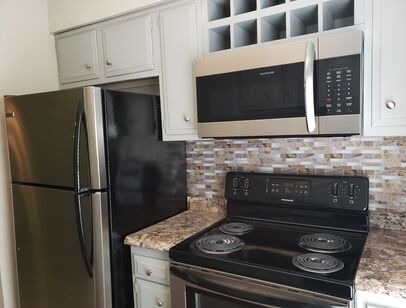 1 Bedroom, 1 Bath: Beds - 1: Baths - 1: SqFt Range - 702 to 702