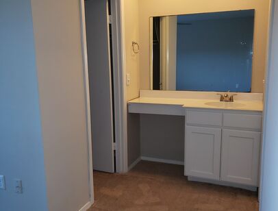 3 Bedroom 2 Bath: Beds - 3: Baths - 2: SqFt Range - 1300 to 1300