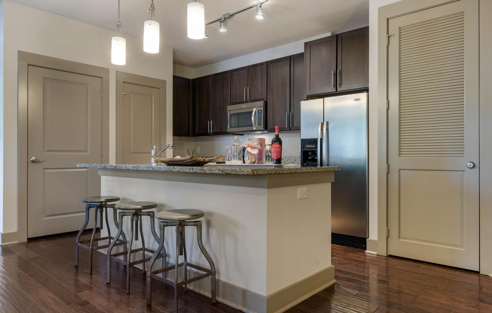 South End Luxury Apartments Amenities At Junction 1504