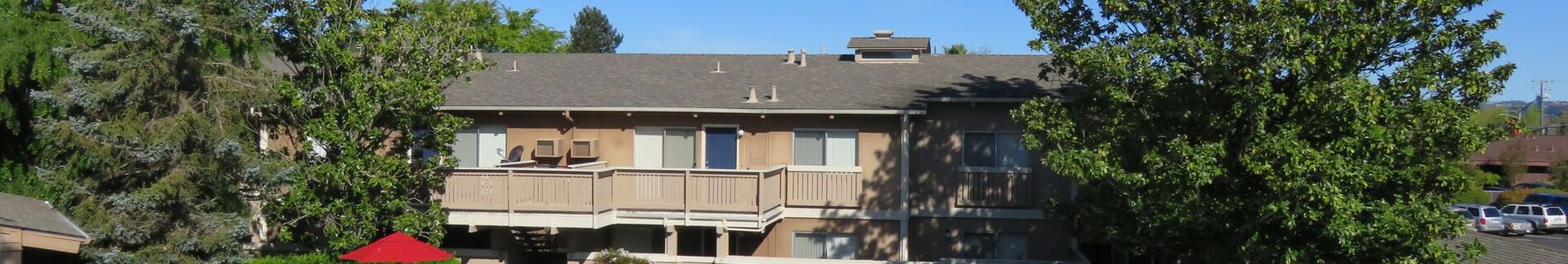 Country Club Apartments - Marketing Photos