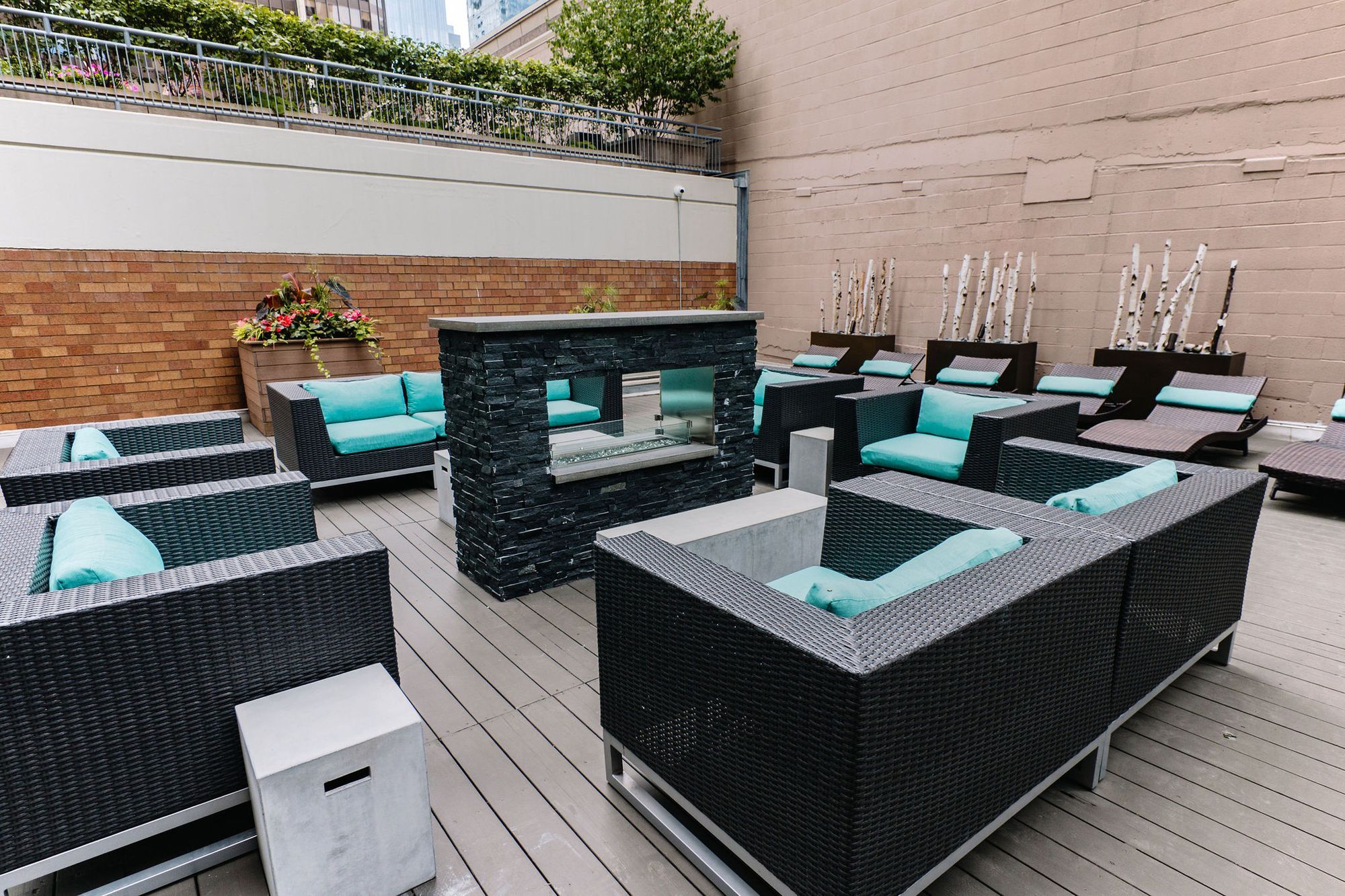 Outdoor Sundeck Terrace