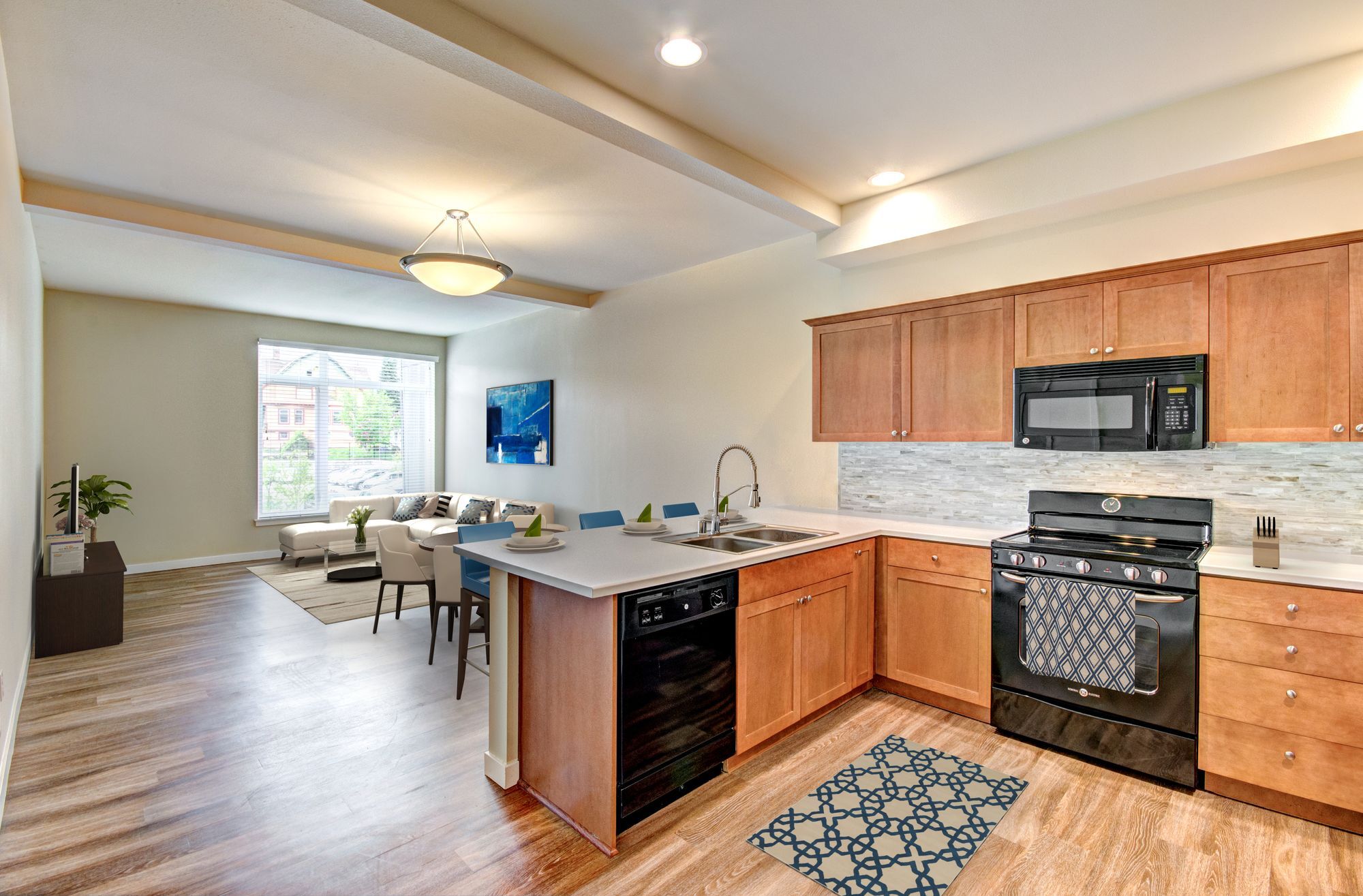 Chelsea Heights Image 75