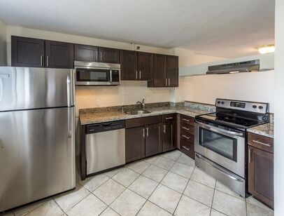 A1G: Beds - 3: Baths - 1.5: SqFt Range - 1200 to 1200