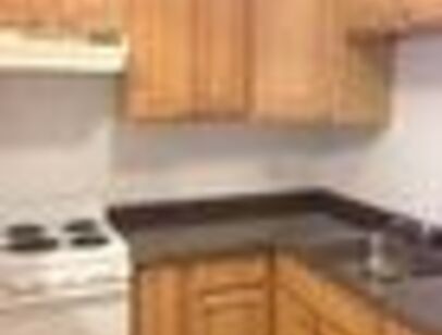 One Bedroom: Beds - 1: Baths - 1: SqFt Range - 604 to 604