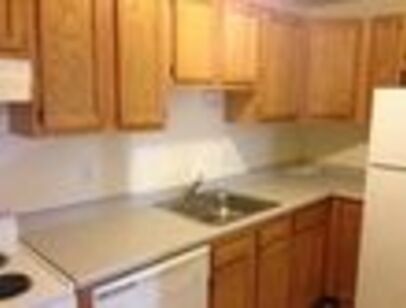 One Bedroom: Beds - 2: Baths - 1: SqFt Range - 800 to 800