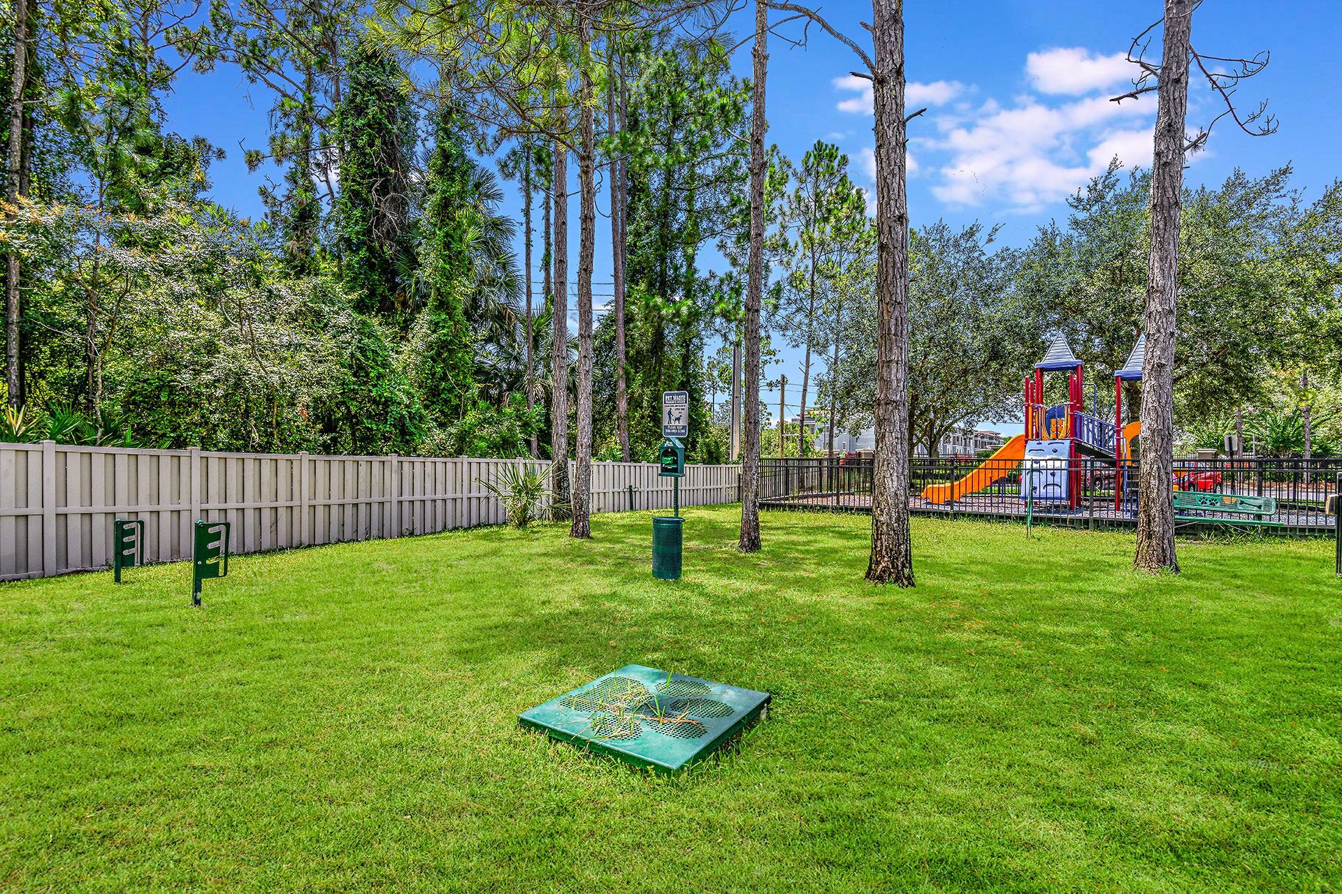 Hawthorne Village Image 50
