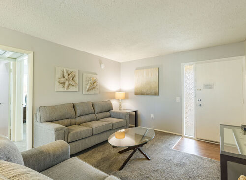 The Elite: Beds - 1: Baths - 1: SqFt Range - 750 to 750