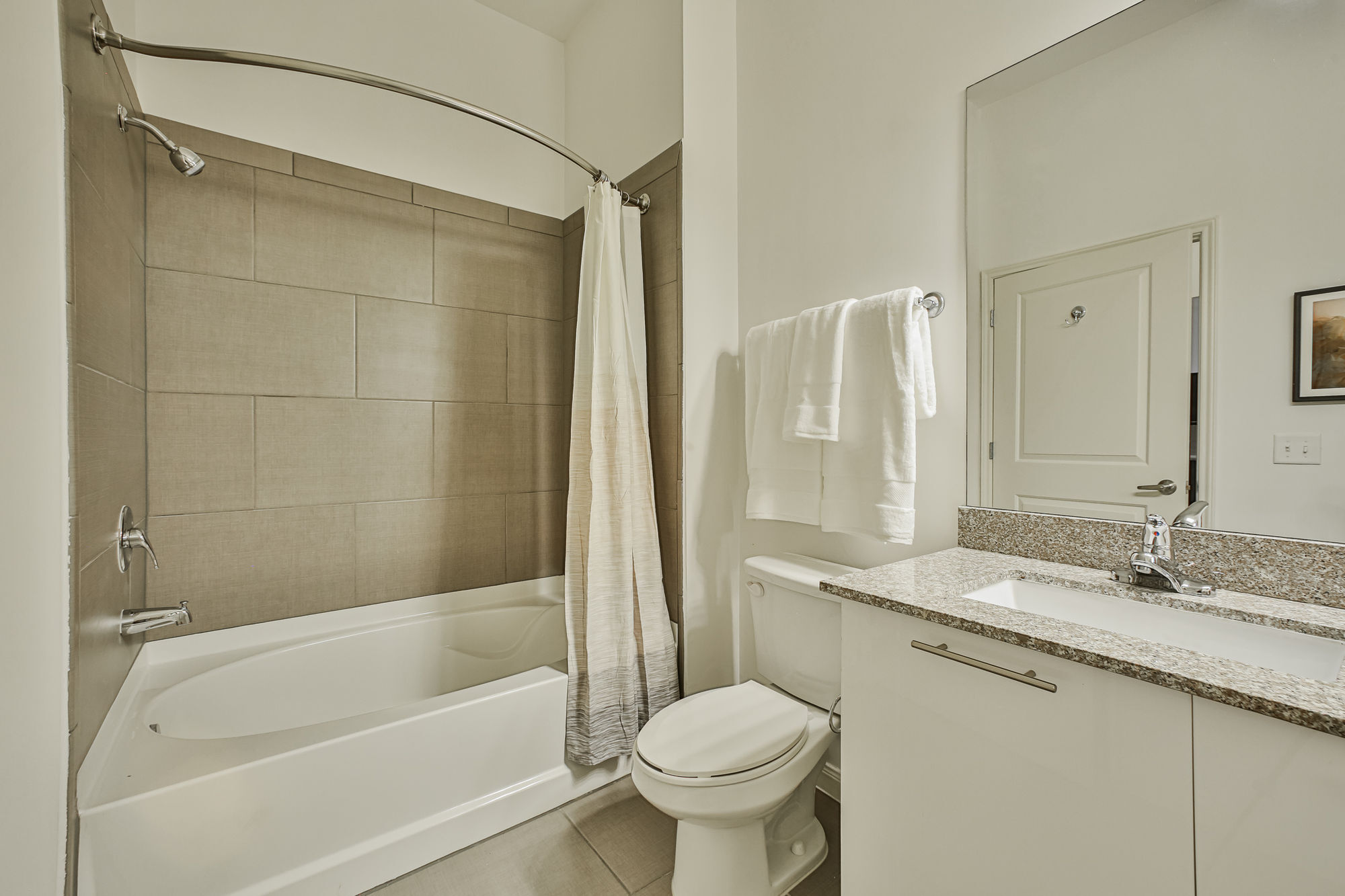 Broadstone Toscano Image 34