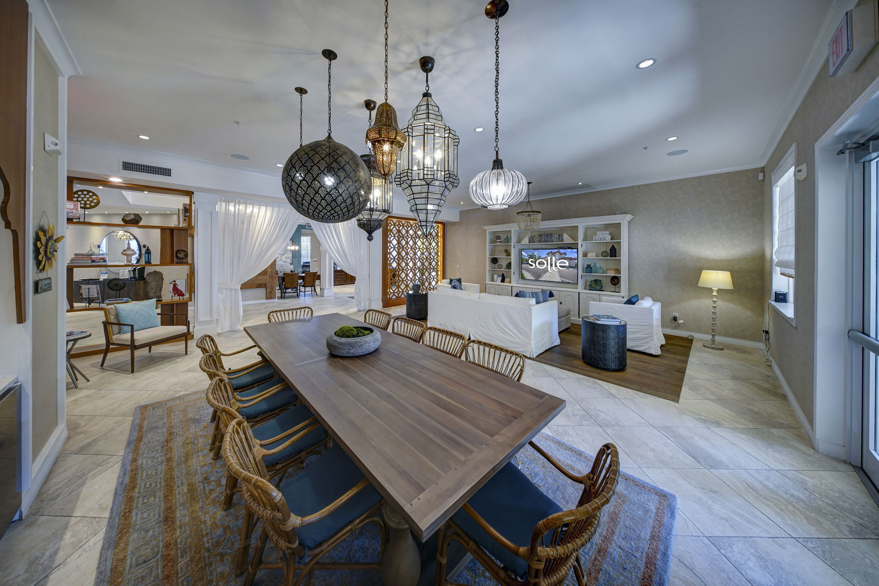 Solle Davie Luxury Apartments Image 43