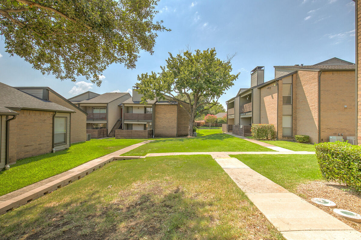The Lydian Apartments community photo - Plano, TX
