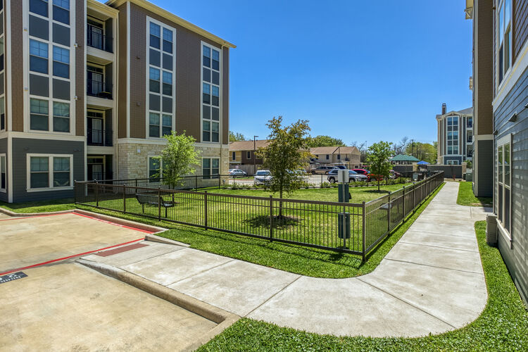 Milwee Street Apartments
