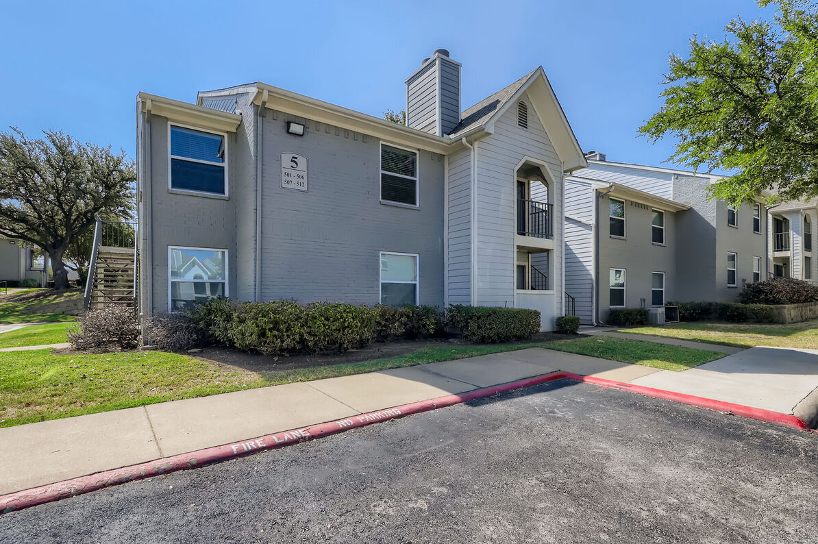 Fieldcrest Apartments renovated interior photo - Carrollton, TX