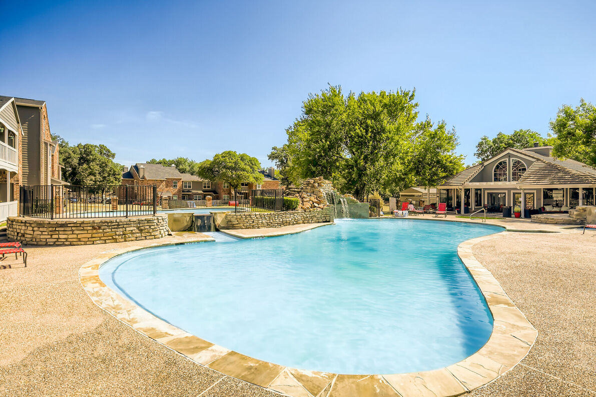 Tall Timbers Apartments swimming pool - Euless, TX