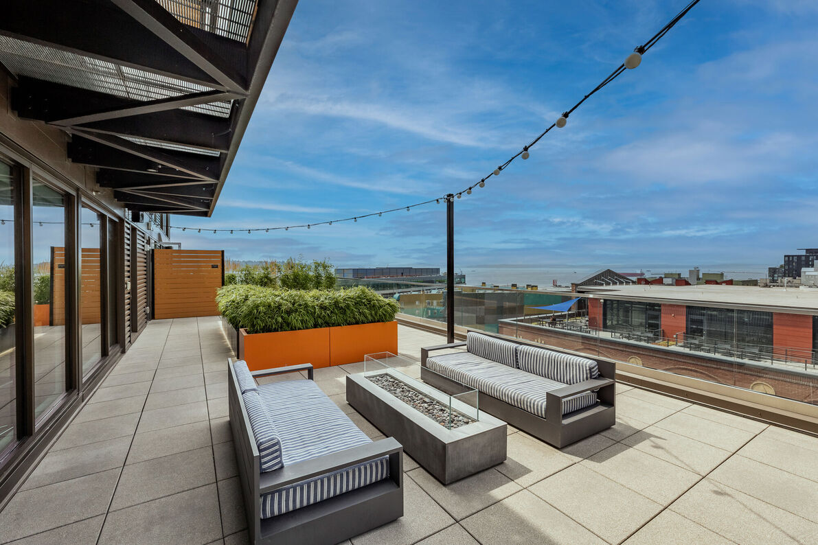 Rooftop lounge