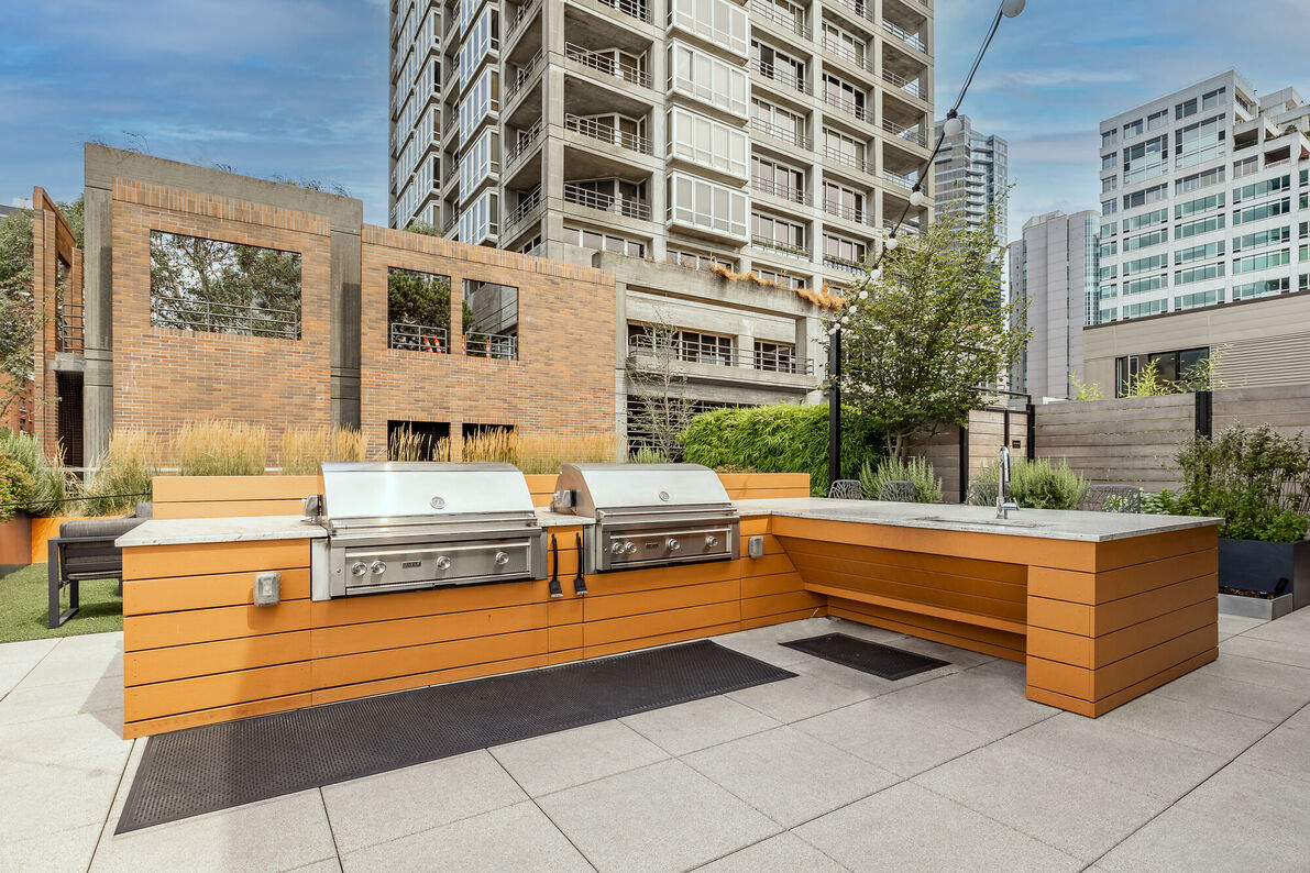 Grilling station