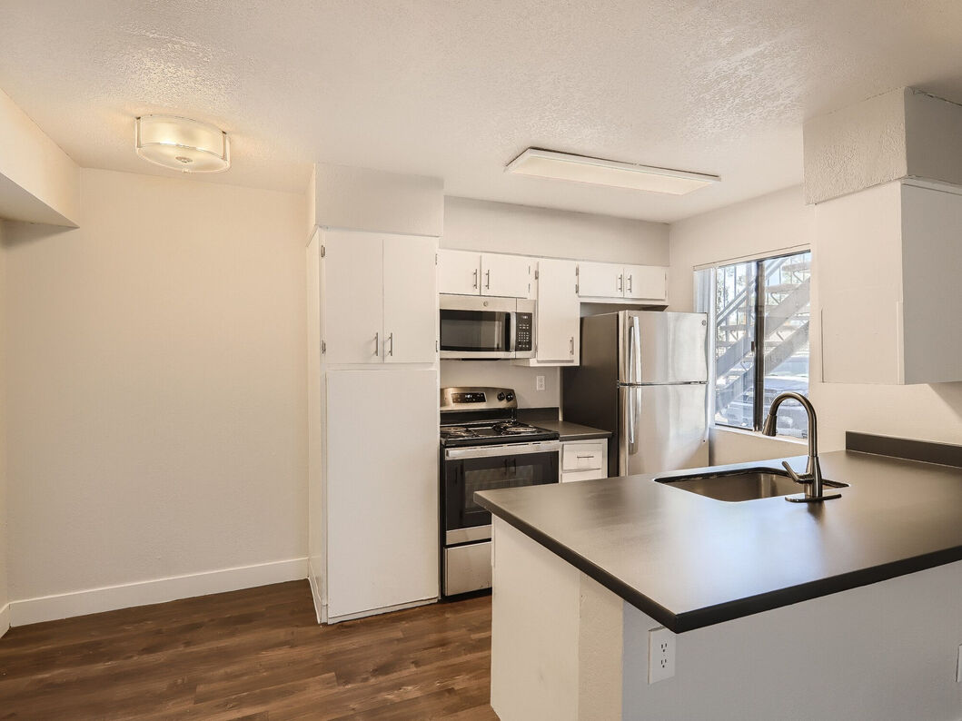 Ava Park renovated apartment virtual tour image - Phoenix, AZ