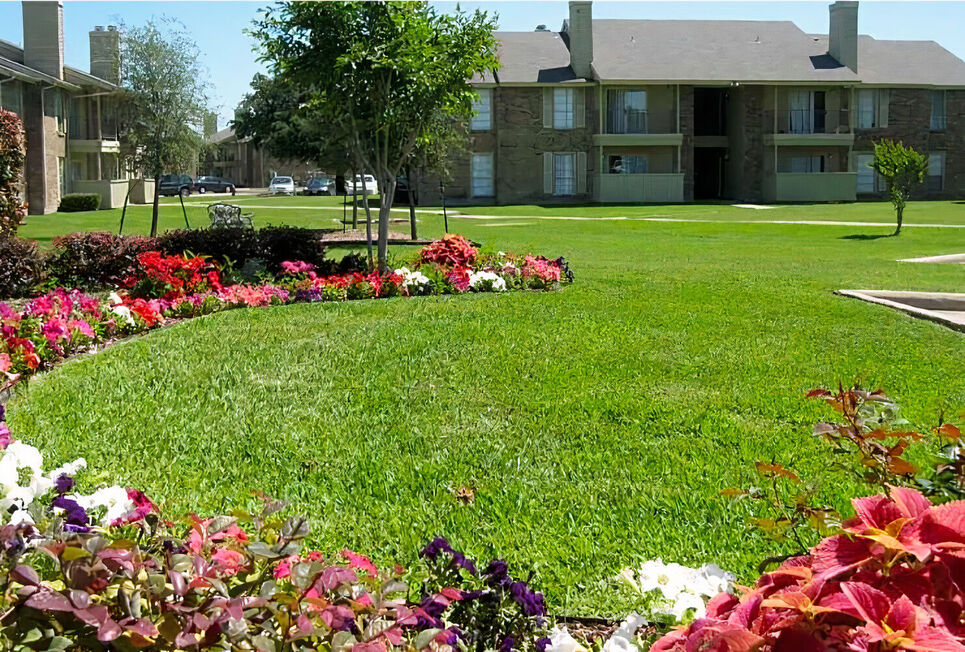 The Wymberly Pointe Apartment Homes Grand Prairie