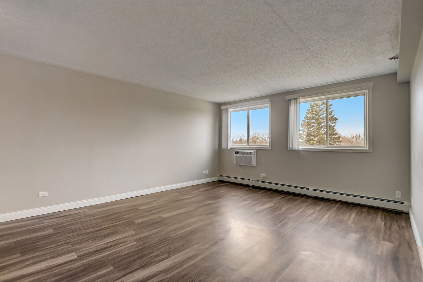 Bartlett Court Apartments