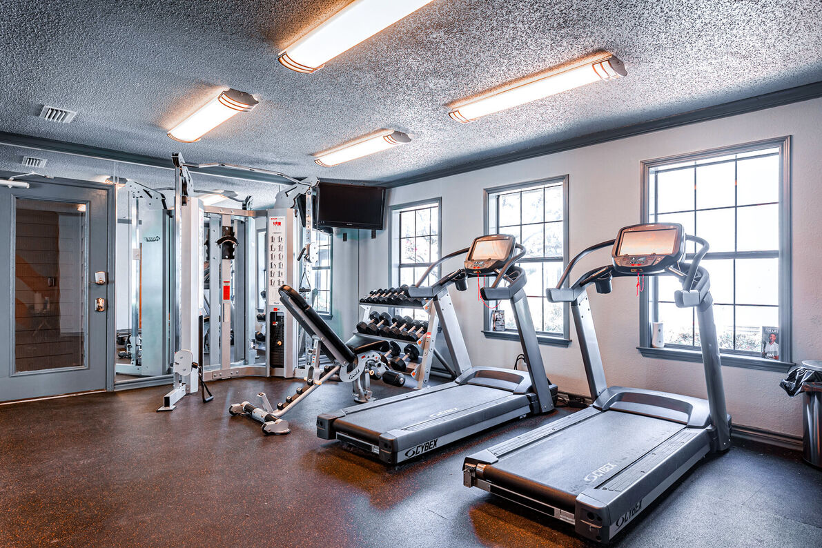 Fieldcrest Apartments fitness center - Carrollton, TX