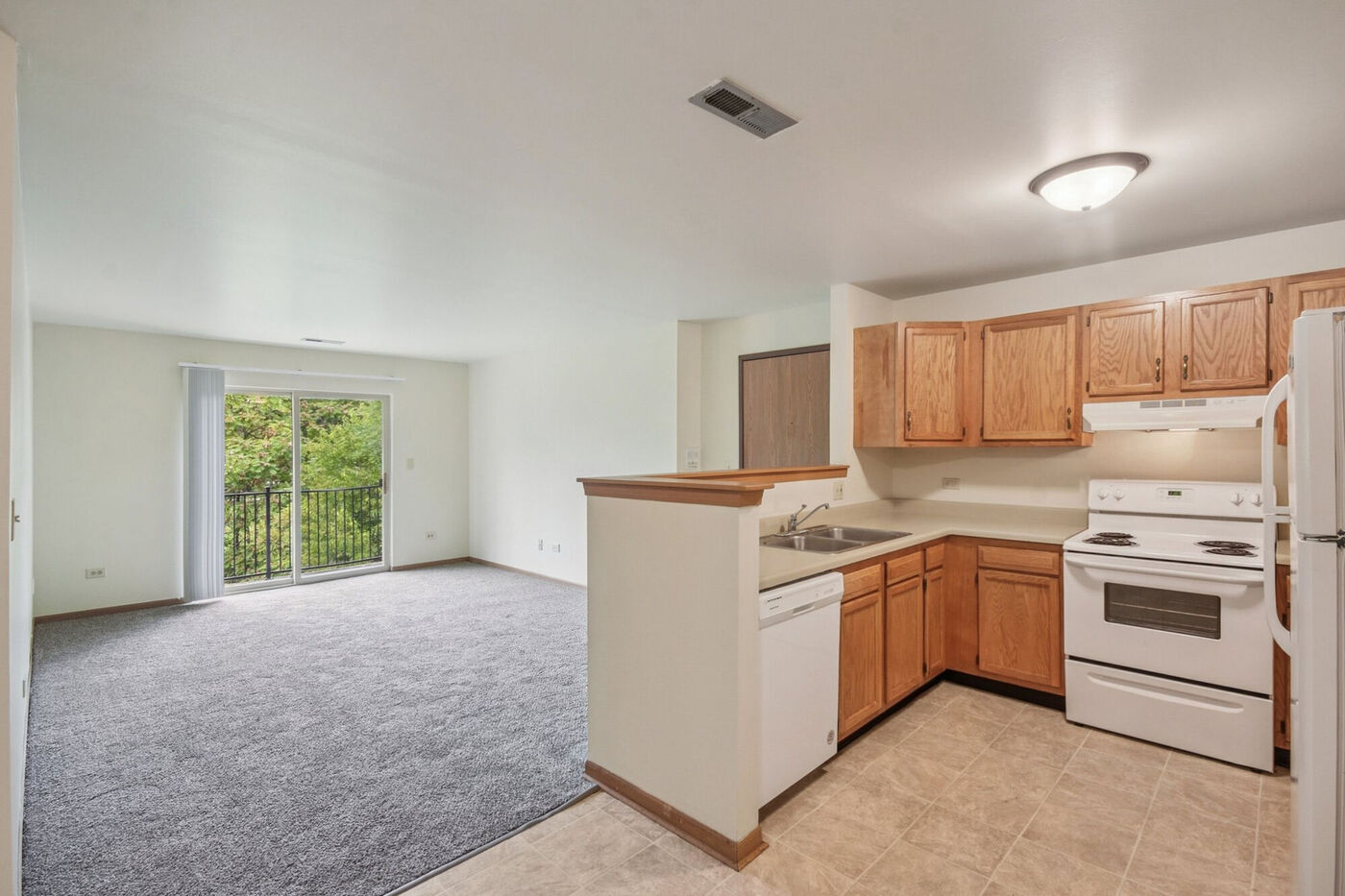 MAPLE LEAF APARTMENTS