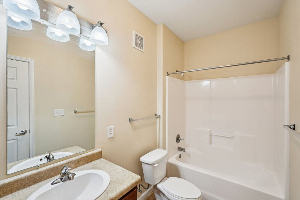 THE ENCLAVE APARTMENTS