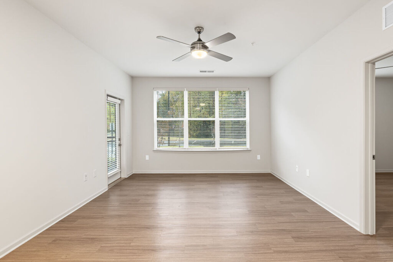 Candler Reserve Photo Gallery | Decatur, GA Apartment Pictures