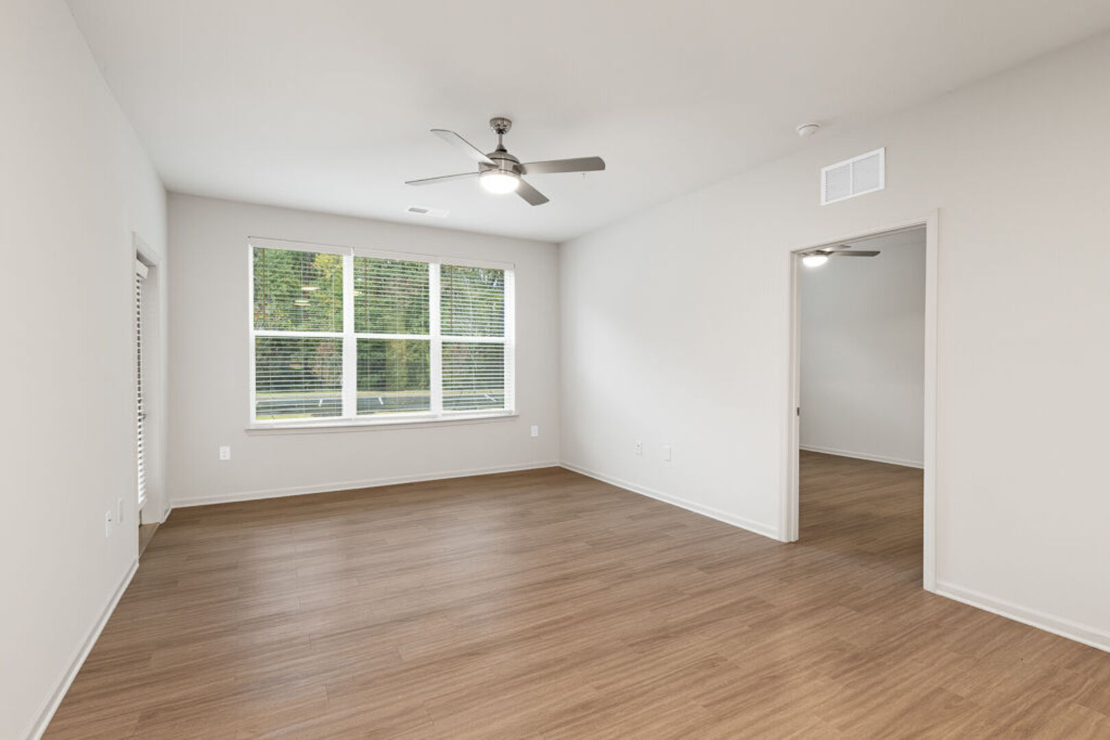 Candler Reserve Photo Gallery | Decatur, GA Apartment Pictures