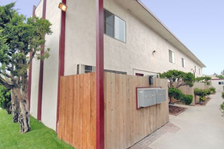 Banner Circle Apartments Long Beach Ca Apartments For Rent