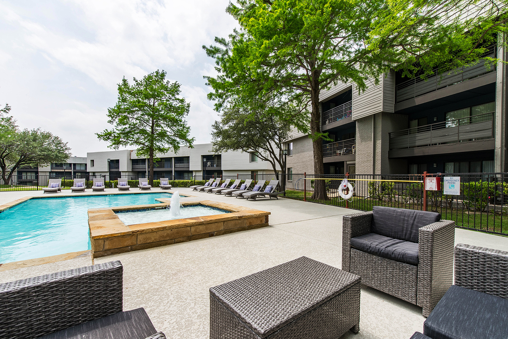 apartments for rent in dallas tx halston home