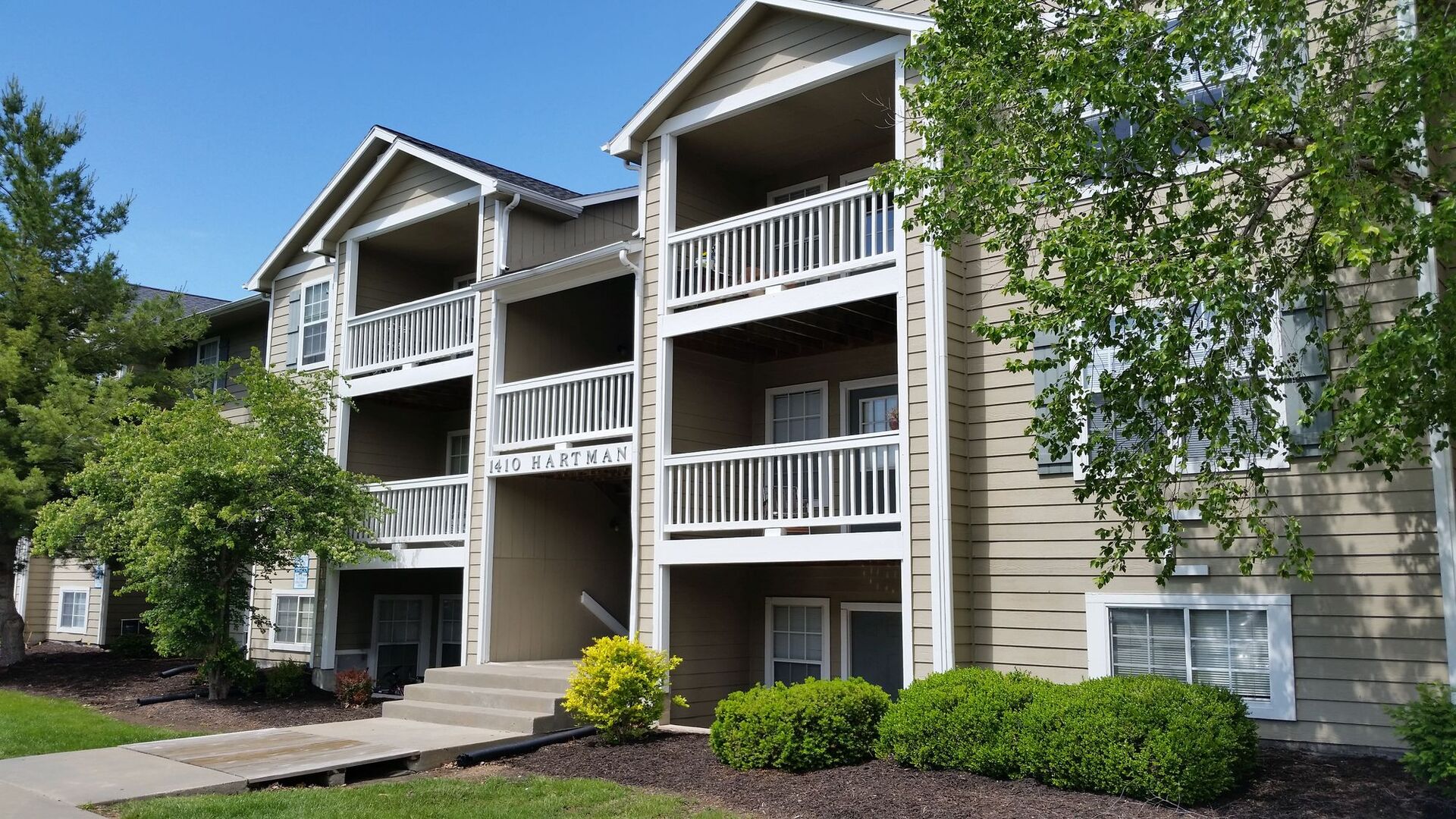 The District At Manhattan Student Apartments In Ks