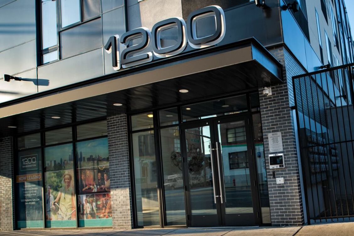 1200 Washington