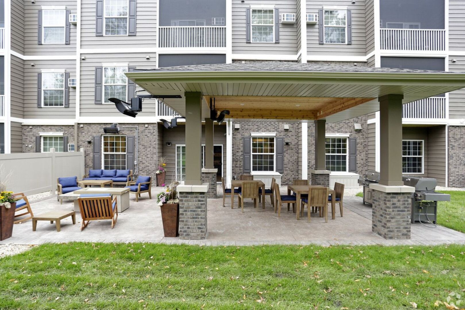 summit management llc mn property management