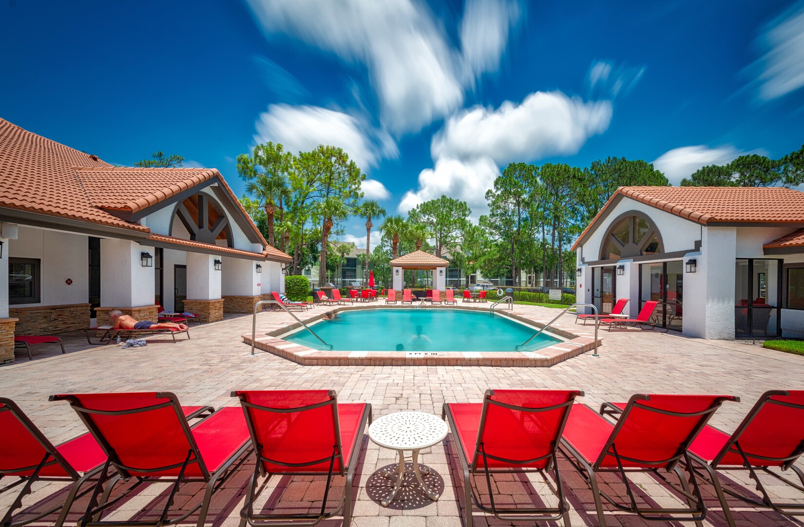 Apartments In Lake Mary Fl Sun Apartment Homes Experience The Good Life In These Apartments For Rent Near Orlando Fl