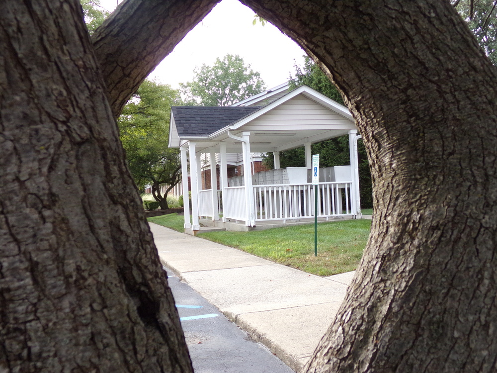 CASTLETON MANOR APARTMENTS