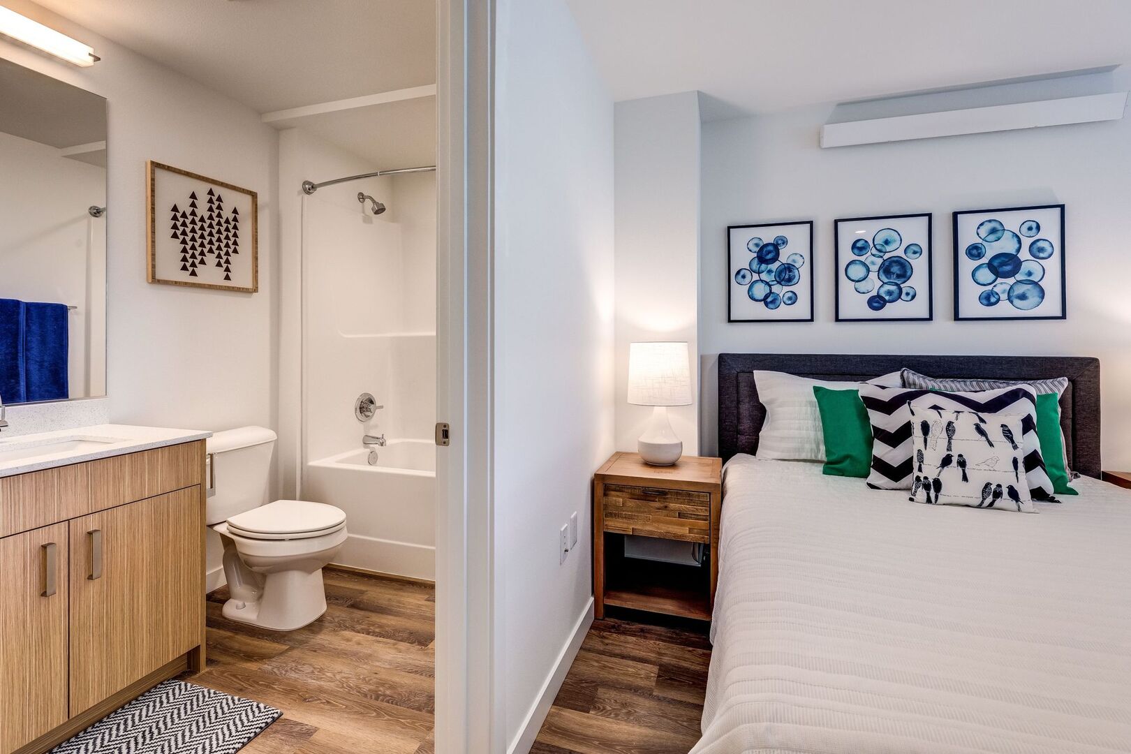 Lower Queen Anne Apartments Zella